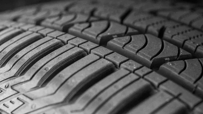 Lastik Ebadı Nasıl Okunur? 205/55 R16 91V Ne Anlama Gelir?